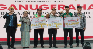 Bappeda dan Litbang Raih Penghargaan Peringkat Kedua dalam Monev Keterbukaan Informasi Publik Kaltara 2025
